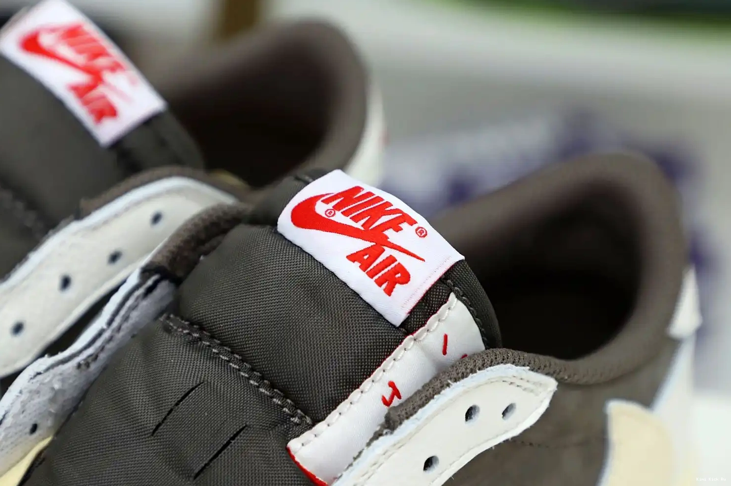 X TRAVIS 1 AIR LOW MOCHA SCOTT Kimikick JORDAN OG REVERSE 0822